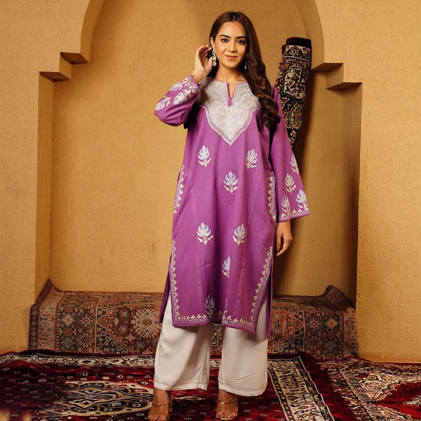 Lilac Zari And Aari Embroidered Woolen Phiran