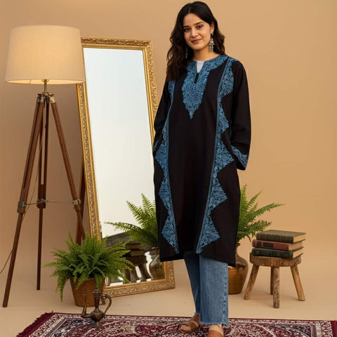 Nooré Saaz – Black & Blue Embroidered Pheran