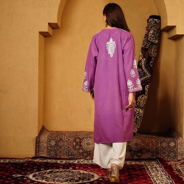 Lilac Zari And Aari Embroidered Woolen Phiran