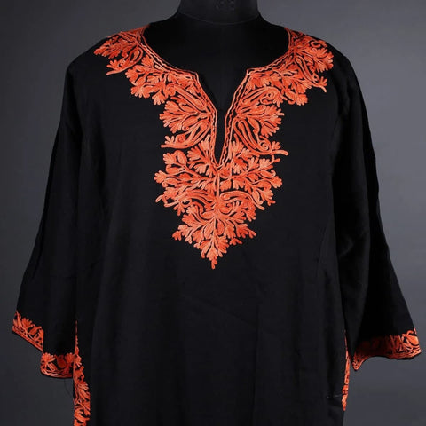 Classic Black Pheran in Minimal Aari Embroidery