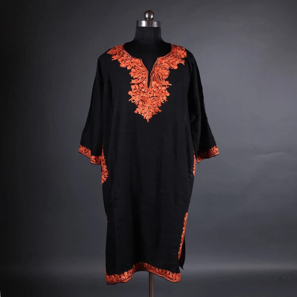 Classic Black Pheran in Minimal Aari Embroidery