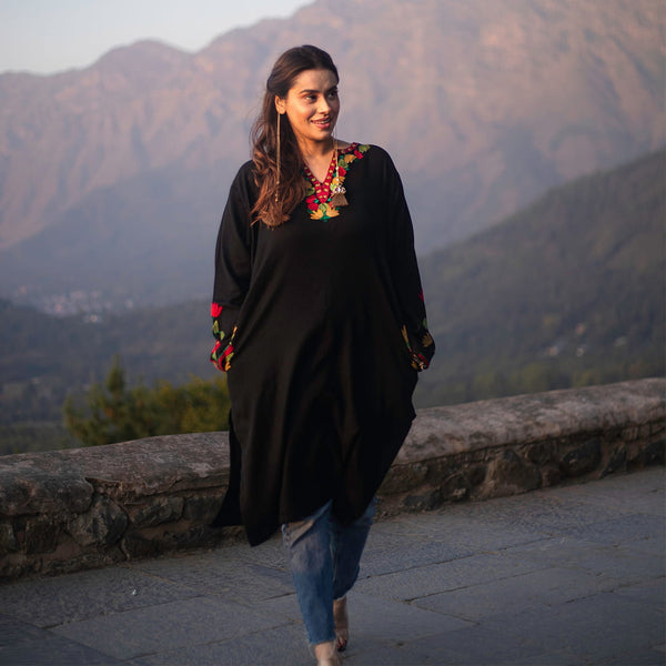 Classic Black Pheran | Hand Embroidered