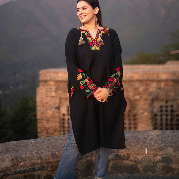Classic Black Pheran | Hand Embroidered