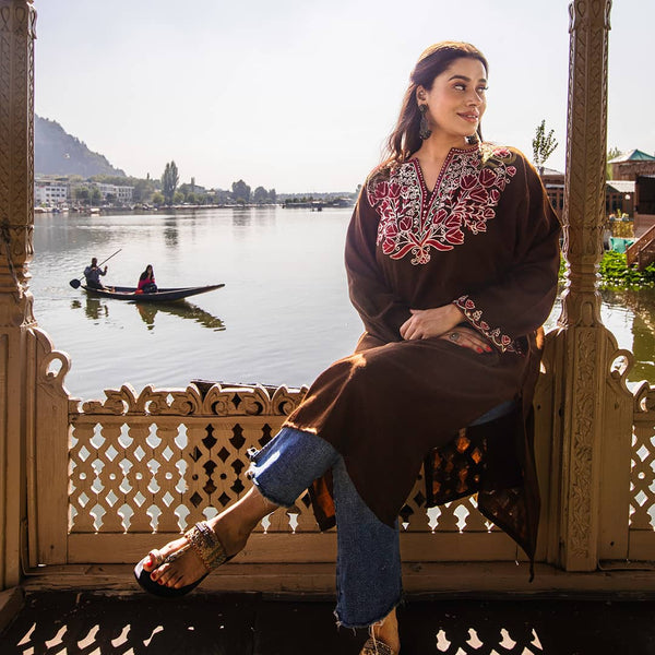 Mocha Brown Pheran | Hand Embroidered